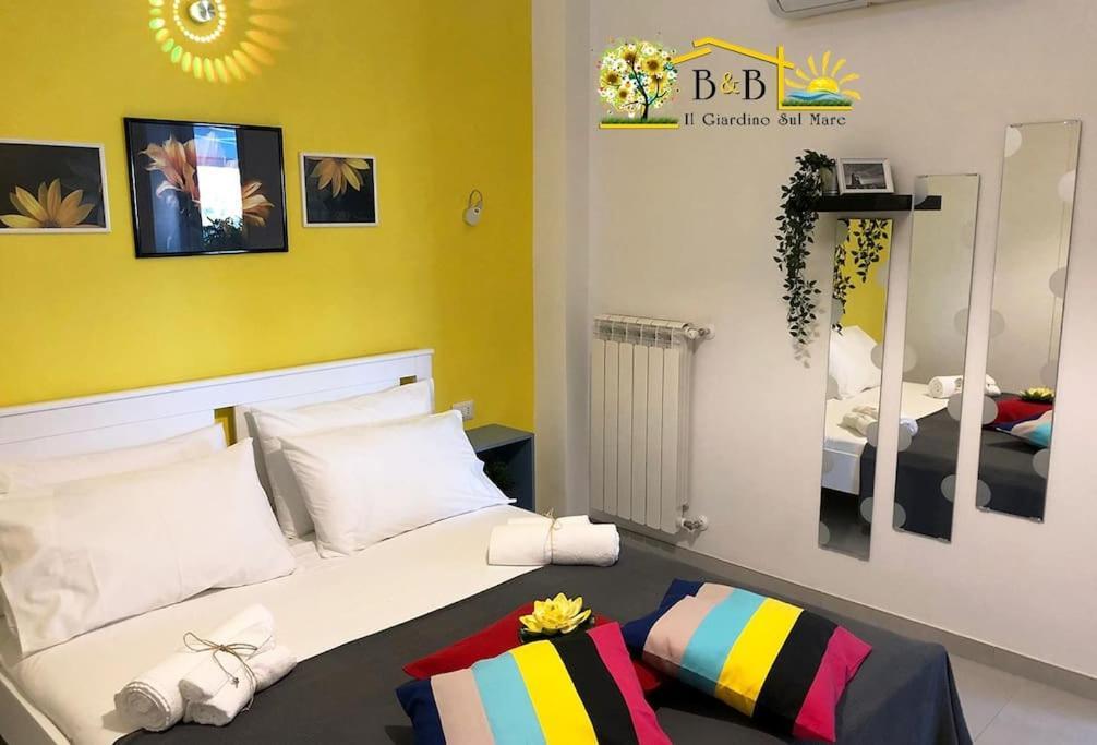 B & B Il Giardino Sul Mare Briatico Extérieur photo